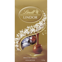 Photo of Lindt Lindor Assorted Chocolates Sharing Bag 125g