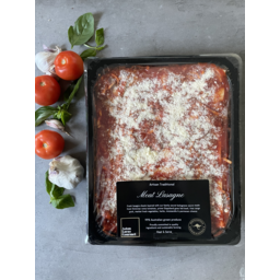 Photo of Aston Lucas Gourmet Traditional Meat Lasagne