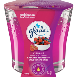 Photo of Glade 2 In 1 Radiant Berries & Wild Raspberry Candle
